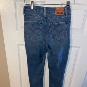 721 Levis jeans- 28